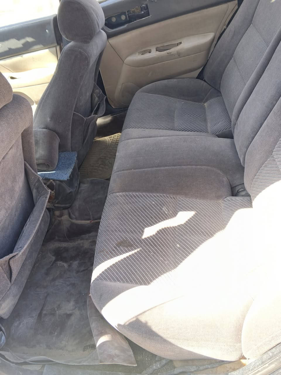 سلام عليكم  من رخصت الادمن المحترم سياره كراون مديل94 رقم نبار سنويه كارتونيه بدون راعي تكفل سرقه وعشاير سياره بيع ومراوس بسايبه حسب القناعه سعر 15 ورقه مكاني نجف رقم ***********
