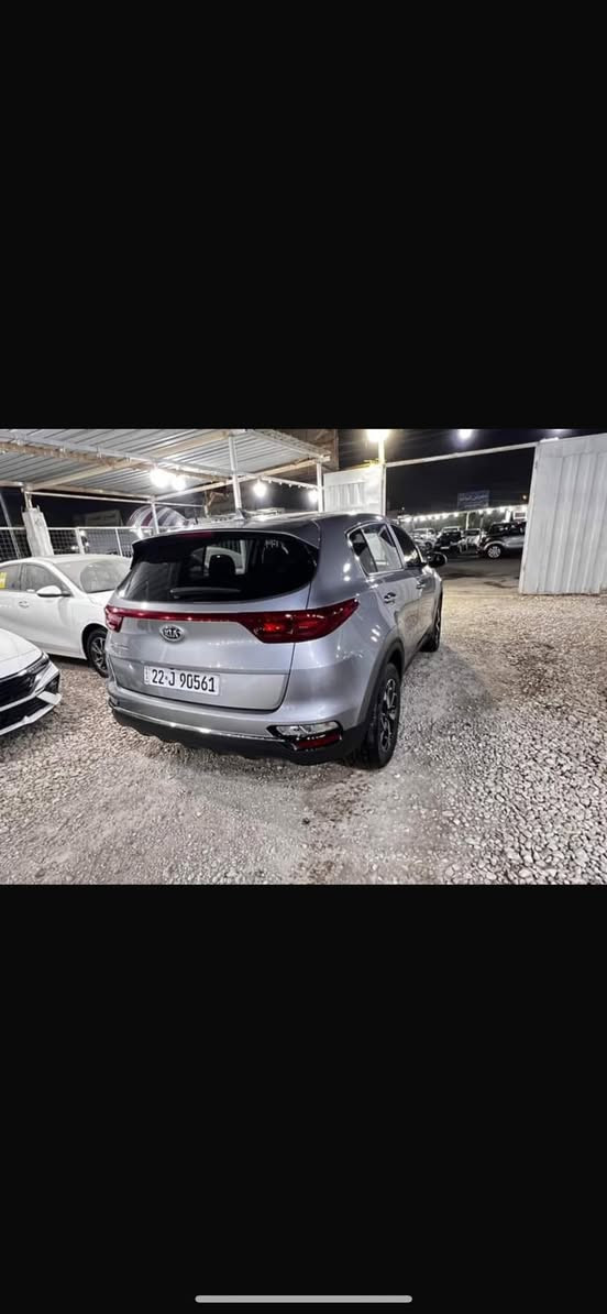 مراوس بأحدث توسان او سبورتج 
موديل 22 
كلين لا حادث ولا صبغ 
مكانها كربلاء


**إذا كنت صاحب هذا الإعلان وتريد حذفه لأي سبب، رجاءا أرسل رسالة إلى الدعم الفني**