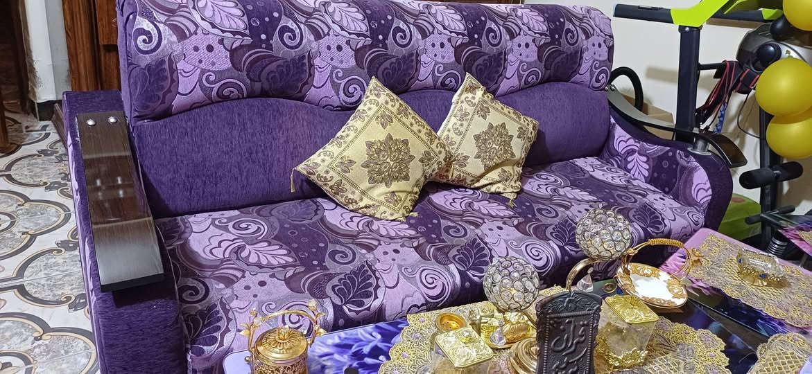 تخم + معرض
التخم 5 قطع مثل مموجود بالصور سعره 600
المعرض مابي نقص سعره 200 
واسط / العزيزية


**إذا كنت صاحب هذا الإعلان وتريد حذفه لأي سبب، رجاءا أرسل رسالة إلى الدعم الفني**