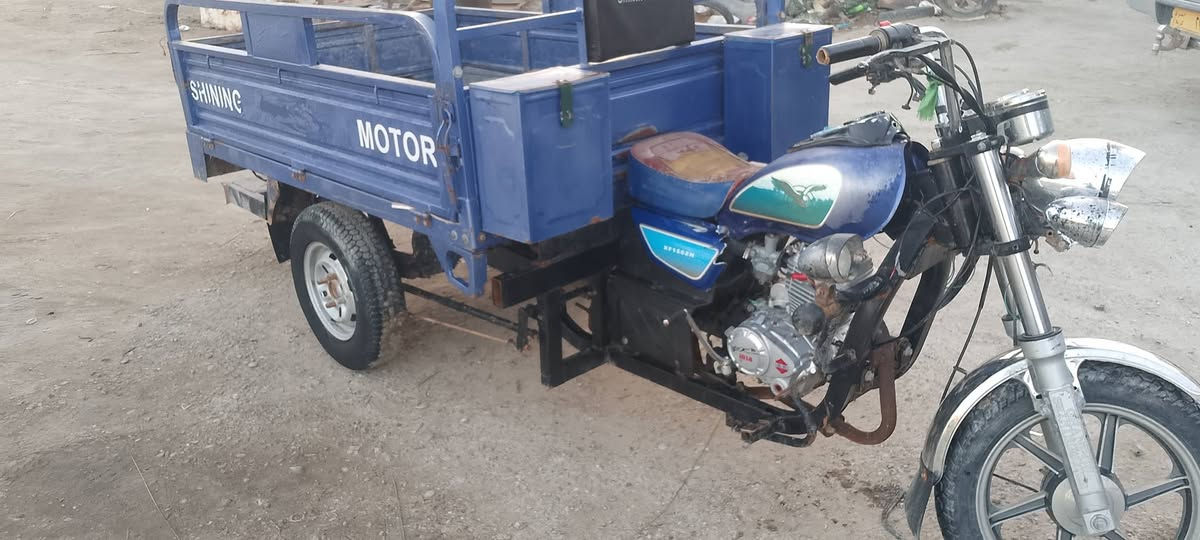 السلام عليكم 
ستوته للبيع موديل 2020 مكينه نضيفه وصوتها ناعم 
للاستفسار عن السعر و باقي المعلومات الاتصال او مراسلة الرقم***********متوفر واتساب
