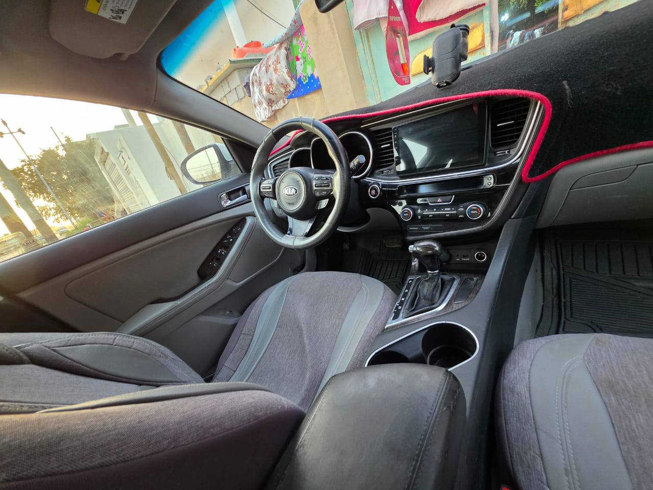 للبيع اوبتيما موديل ١٥ وارد امريكي  فئة EX
فول مواصفات ١/١ 
جاهزه ماتصرف عليها الف دينار  حداديه . لايت عالي  زنون اصفر . تخم تاير توني شاده 
بلاجكتورات .  
رقم بغداد تحويل ثاني يوم 
بصمه تشغيل 
بصمة ابواب 
فتحة سقف ونادر تجي فتحة سقف بالامريكي . 
جام اتو ضغطه وحده 
تحكمات الدواخل صاج 
شاشه وكاميرا خلفيه
تحكمات ستيرن + شفتات 
دواخل لونين 
كشن كهربائي اربع وضعيات 
كير اوتو + كير عادي
تبريد مناخي  قطعتين امامي وخلفي  
ويل كب 
دبل كزوز
السياره احلى من الصور بعد 
صور الحادث مرفوقه وي الصور 
صورة السونار مرفوقه ايضا 
مع العلم الصبغ بالسونار مبين اكثر بالواقع اقل . السعر ١٢٥ بيها مجال 
الله يرحم والديكم . 
الشراي فقط يتصل واني بخدمته 
***********
