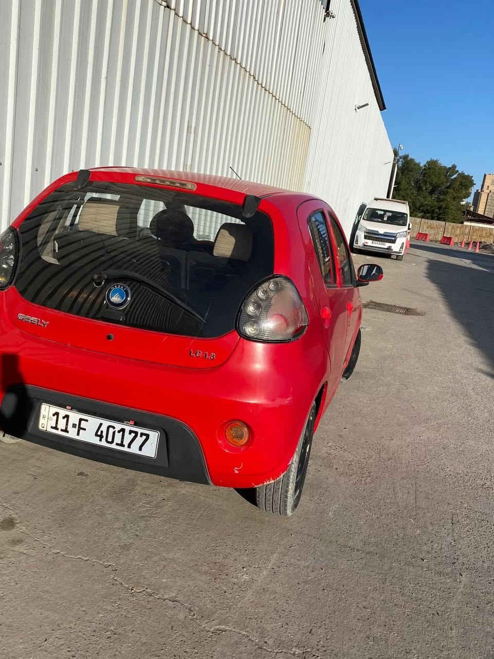 باندا 2013 ضررها موضح بالصور منزل السونار سيارة جاهزة من ناحية كلشي سويتلها ادامة كاملة صدر امامي خلفي جديد باتري جديد نوزلات بلكات  جديد كير محرك مكفول زيت محرك  جديد  فقط الڤان يحتاجله كهربائي سالفته بسيطه السعر 45 ورقة   جاهزه انكر سلف وطلع العنوان الدورة 
***********
