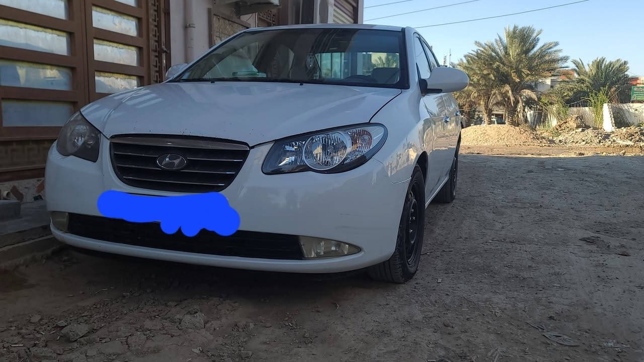 السلام عليكم 
النترا 2009 محرك 2000 كاملة خير من الله بيها جم قطعة صبغ 
مكاني ديالى 
*********** غير متوفر بالفيس
