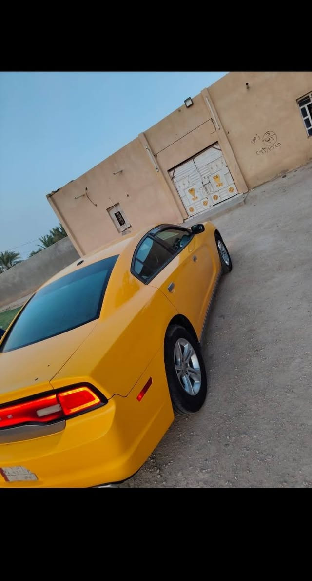سلام عليكم جارجر للبيع موديل 14 اصل سياره جاهزه من كل نواحي حادثه جاملغ الامامي وبنيد فقط ولباقي كفاله السعر 160 وبيه مجال لشراي العنوان ناصريه الغراف الستفسار عله رقم ***********

