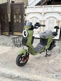 دراجه شحن جديده ار٩ خمس بطارات  سعر خاص 07779734592