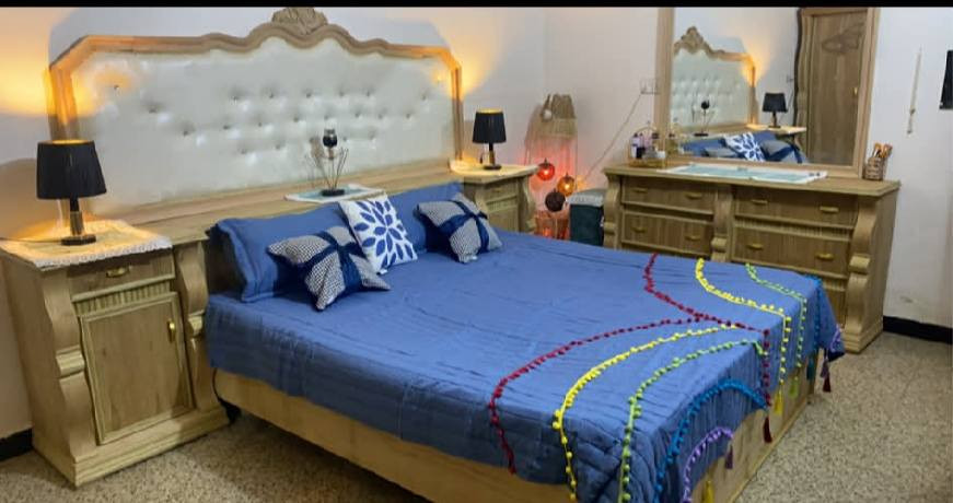 غرفه نجاره عراقي ممصبوغه ونظيفه كنتور ٥ باب
نظيفة جدا جدا 
السعر 800 وبيها مجال للشراي 
بابل الوردية خارج


**إذا كنت صاحب هذا الإعلان وتريد حذفه لأي سبب، رجاءا أرسل رسالة إلى الدعم الفني**