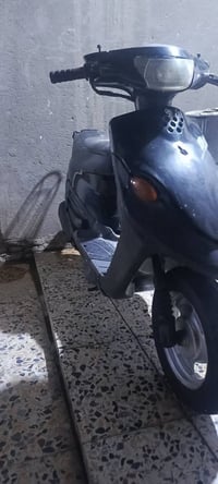دراجة تسعة زروف بيجي يوماهة دراجة الون اسود كهربائي لايت و اشارة و بك ...
