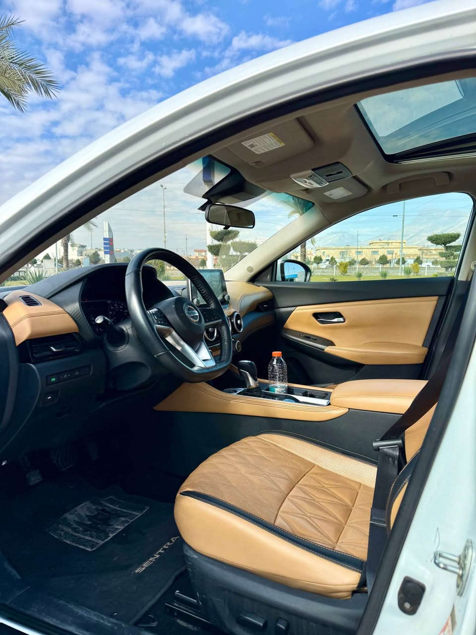 بابەت نیسان سێنترا مۆدێل (2021)sv plos 
وەکوو بۆیاخ دوو پارچە بێ ناوو گرتن بەسمە سڵاید ناوو قەیسی کوشن هیتەر ڕادار لایت لیدوو زینۆن سیارەکە ٤٨ مایل ڕۆشتووە سەیارەکە یەک دینار مەسروفی نیە 
نرخەکەی 140 گەڵاوو مەجال 
ژم *********** رانية, السليمانية
