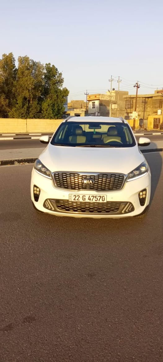 سورنتو موديل 2018 خليجي 7 راكب مكينه 6سلندر بصمه ونظام ترحيب باب خلفي كهربائي ثلاث قطع تبريد بردات خلفيه تخم تاير ولخليجي معروفه مواصفاته مكان سياره بصره اتصل وتدلل ‭***********‬ واتساب اتصال    ‭*********** البصرة, العراق
