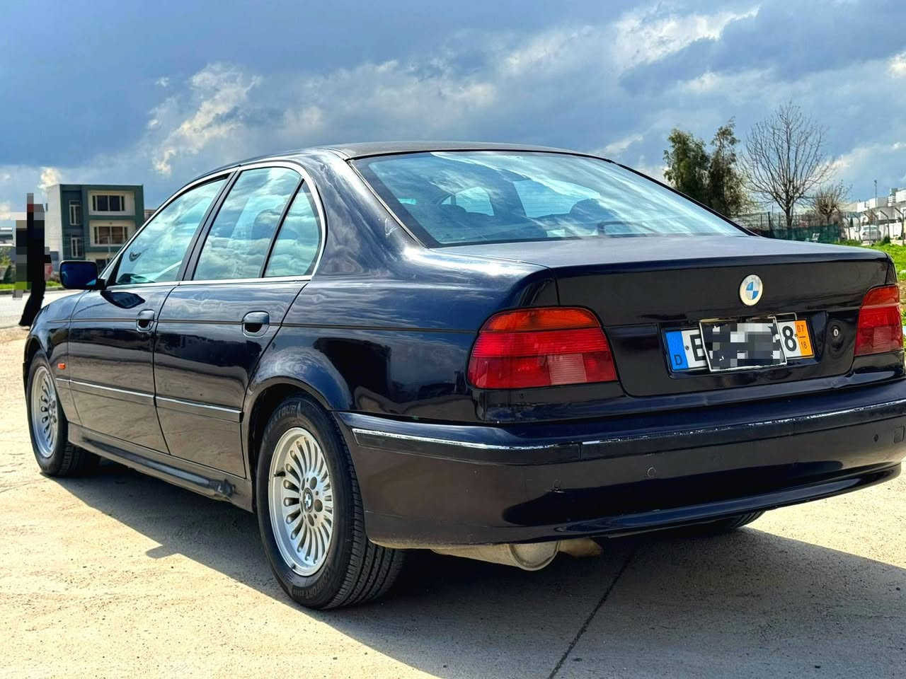 بەناوی خوا
 ***********_***********ڤایبەر واتسئاپ BMW528 سەقەر بۆفرۆشتن مۆدیل1998
 موس وبڕاوە بەشەرت مەنەفێسی برام خەلیلە
معامەلەی ڕەقەمی بۆکراوە کۆدی بۆکراوە 
ناوفۆڕمیکا تاك دیجیتاڵ گێڕئۆتۆمایك دەبڵ گێڕ تەبرید بەشەرت تەبرید مەرکەزی تەحەکوماتی سەرسوکان کوشن جلدو کارەبا چوارجام وئاوێنەکارەبا 
سعر49وەرەقەو معامەلە
ڤایبەر واتسئاپ‌*********** -- *********** السليمانية, العراق
