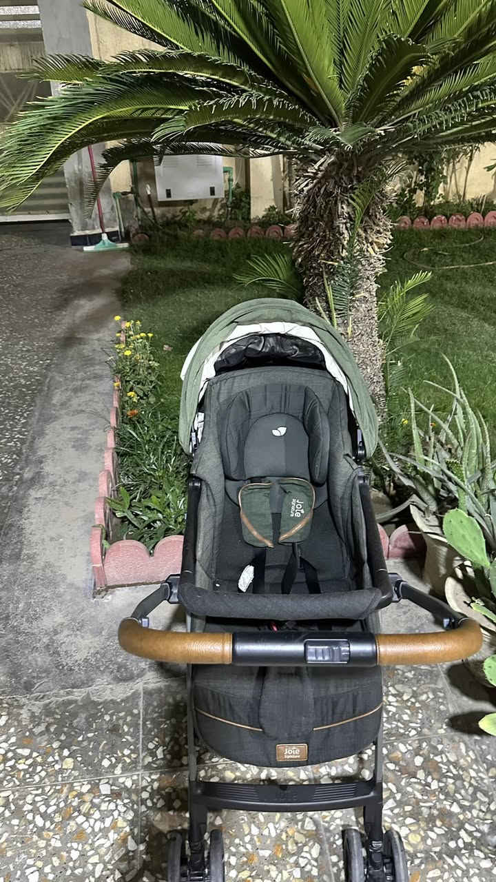 🌸 للبيع عربانة أطفال ماركة Joie 🌸

عربانة بنوتة نظيفة جداً وكأنها جديدة ✨
الاستخدام كان خفيف جداً، ما بيها أي عيب والحمدلله

🔹 الماركة: Joie (جوي)
🔹 الحالة: شبه جديدة / نظيفة جداً
🔹 مريحة للطفل وخفيفة بالحركة
🔹 سهلة الطي والحمل
🔹 مناسبة للطلعات والمشاوير

💰 السعر: 250 ألف (سعرها الأصلي 400 ألف)
📍 المكان: (اكتبي منطقتج هنا)

📩 للجادين فقط، التواصل خاص


**إذا كنت صاحب هذا الإعلان وتريد حذفه لأي سبب، رجاءا أرسل رسالة إلى الدعم الفني**