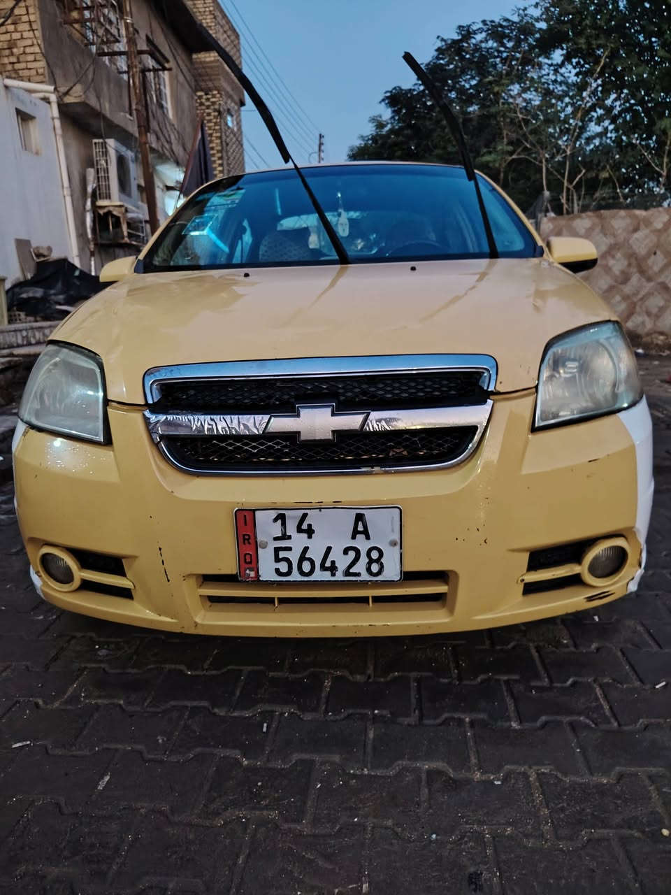 سلام عليكم افيو موديل ١١ اصل صفره شركة العامة، رقم أنكليزي دولي باسمي مداور ثاني يوم بيها قطعتين جاملغ الأمامي مبدل والجاملغ الخلفي الأيسر مصفرة هيئة وغرامات. 
ملاحظة المحرك كايم ،ب٥٠ وبيها مجال للتواصل *********** واتساب متواجد
