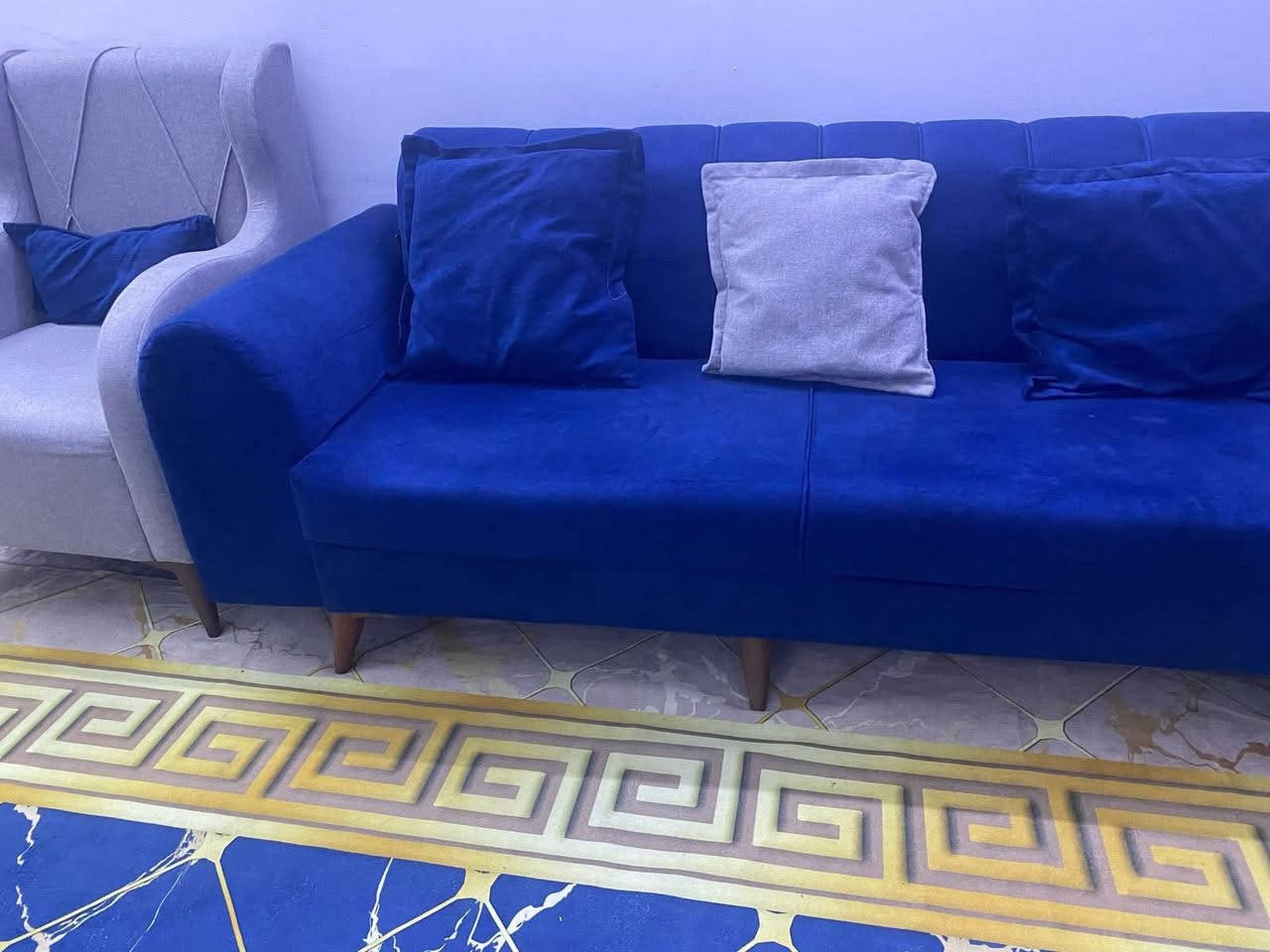 تخم ٧ مقاعد. مابي اي ضرر بسعر مناسب.  ويا موكيت هدية


**إذا كنت صاحب هذا الإعلان وتريد حذفه لأي سبب، رجاءا أرسل رسالة إلى الدعم الفني**