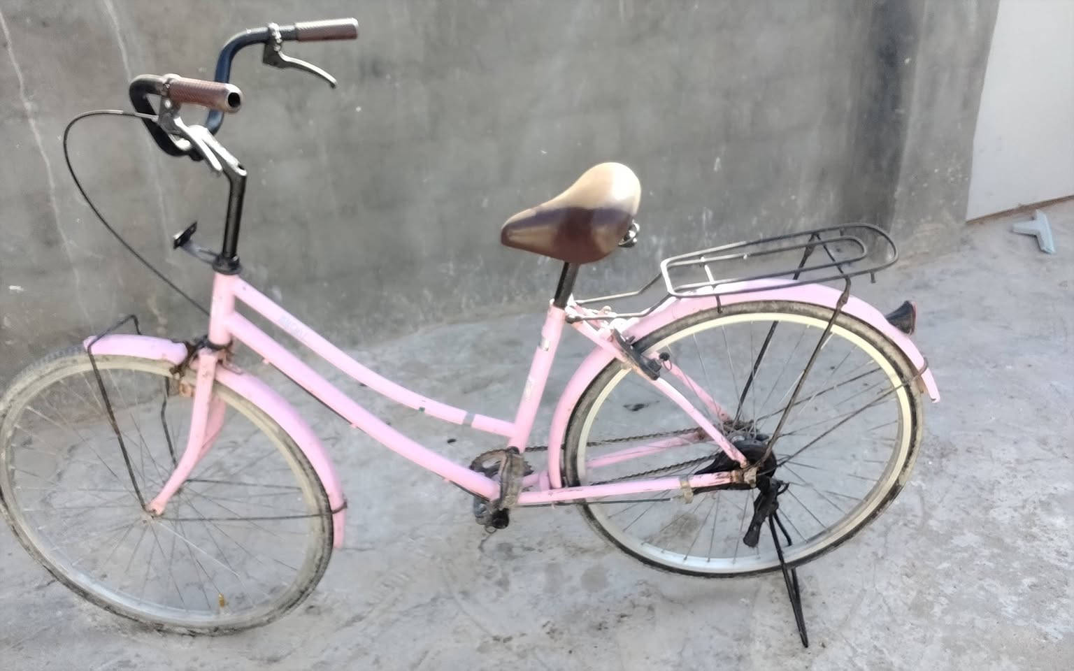 بعندي ذني البايسكلات نضيفات كلش


**إذا كنت صاحب هذا الإعلان وتريد حذفه لأي سبب، رجاءا أرسل رسالة إلى الدعم الفني**