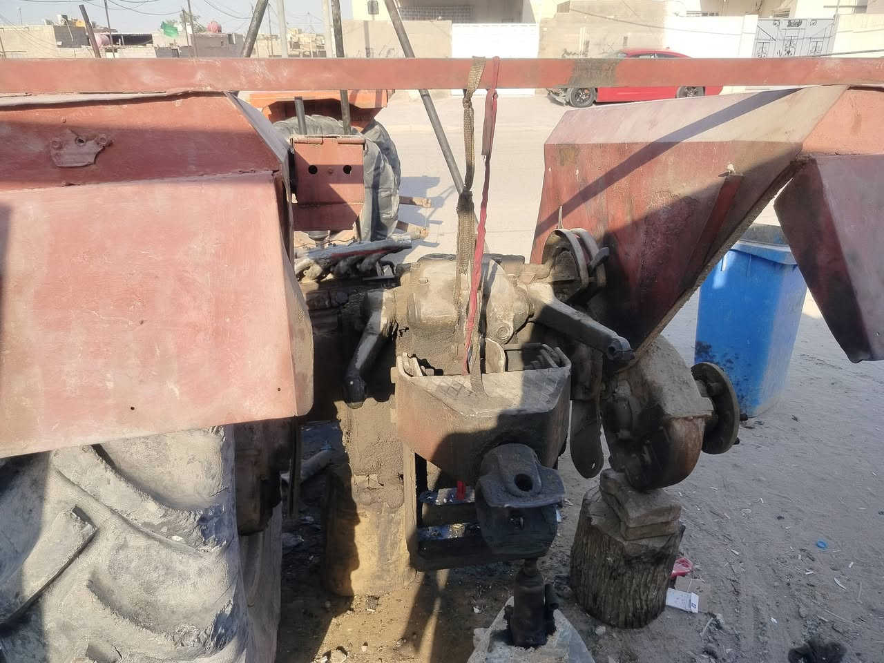 السلام عليكم غراض تفصيخ عنتر للبيع العنوان ميسان حي العسكري الاتصال على الرقم ***********
