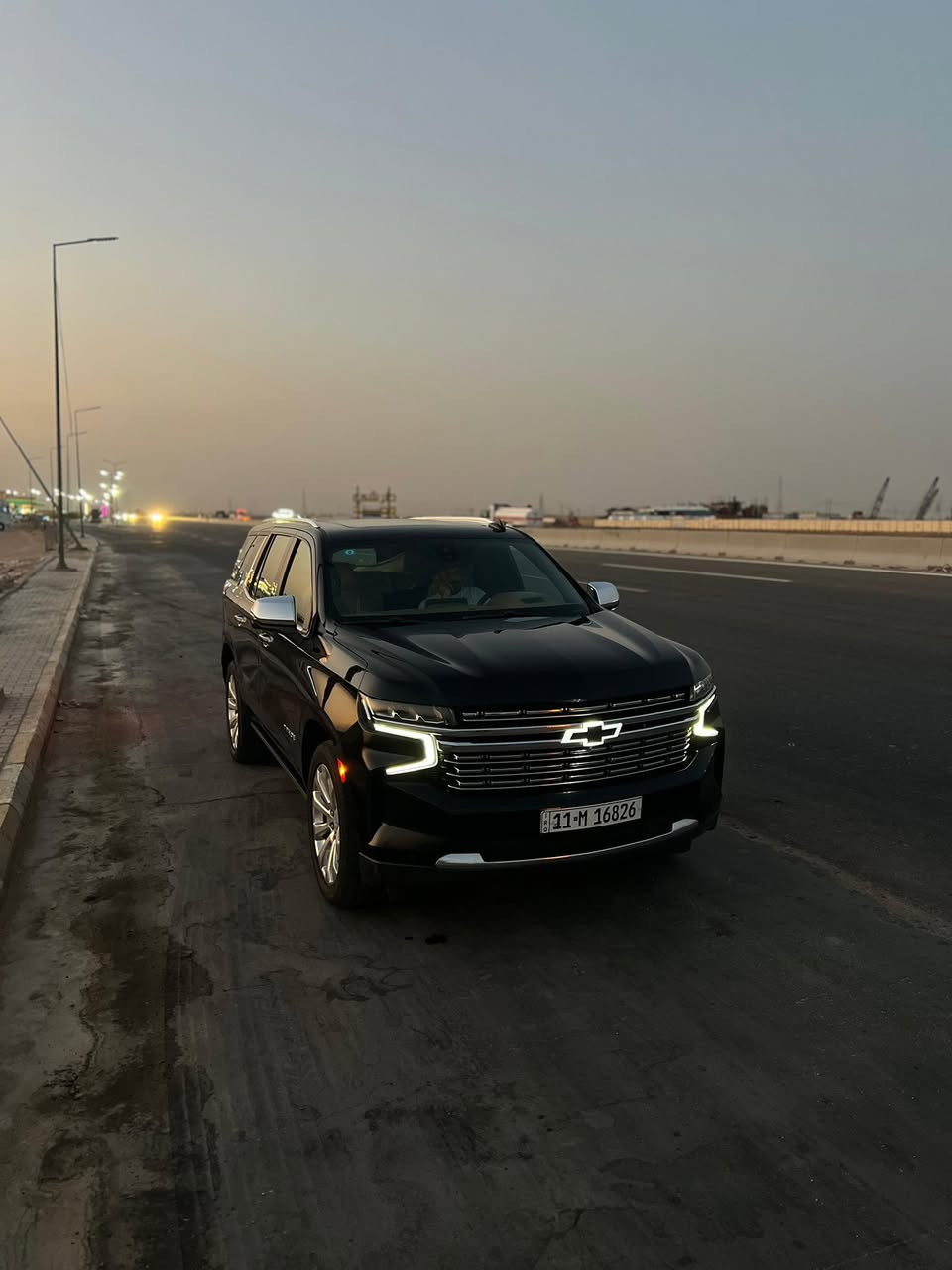 تاهو 21 بريمير 
ماشية 139 
وكالة المنصور 
مكفولة بس اكو صبغ بالدعاميات موضح بالسونار 
السعر 480
*********** 
مكان السيارة الناصرية
