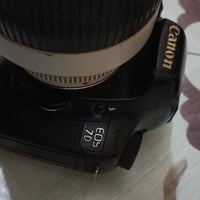 البيع كانون دي 7 مارك 1مع عدسه 70/200   كامل ملحقات بطاريه شاحنه رام ح...