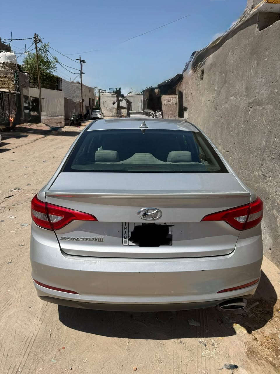 هونداي سوناتا  رصاصي  مديل 2017  رقم  بغداد  مشروع  وطني   تحويل هنا  بالبصره     مكينه  2400 Gdi   مكينه كير  كفاله   السياره  حادثها  بامريكا   دعاميه  اماميه  فقط  لغود شواصي براكيت  كله  كفاله   يعني  بجمها  كبس  على وضع الشركه    حادثها  بالعراق   بيها  جنطه  مبدله  وكاله  الجاملغات الخلفيه  بيهم صبغ  توحيد  لون  والسونار موجود مالها 
 طخم تاير جديد  سياره  نظيفه   السعر 130  وبيها مجال  العنوان  البصره  الاربع  شوارع    *********** البصرة, العراق
