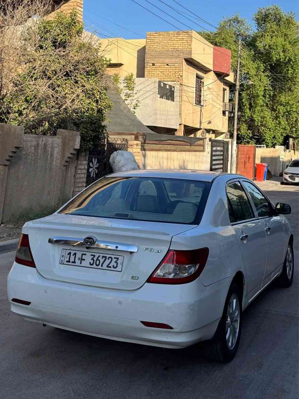 سلام عليكم 
 
بي واي دي F3  موديل 2012

رقم بغداد الجديد بأسمي تحويل مباشر

السيارة بدون حادث بدون صبغ 
مكينة وكير مكفولات 
منظومة تبريد جديده ثلج
شاشة وسستم صوت وكامرة خلفية
صدر جديد 

السياره جاهزه من كلشي بدون اي نقص 

السعر 60 وبيه مجال شي بسيط

مكاني السيدية حي الاعلام 

الشراي يتصل ‭***********‬ بغداد, العراق
