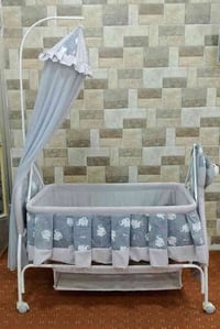 كاروك للبيع السعر ٦٠ الف 07701780358