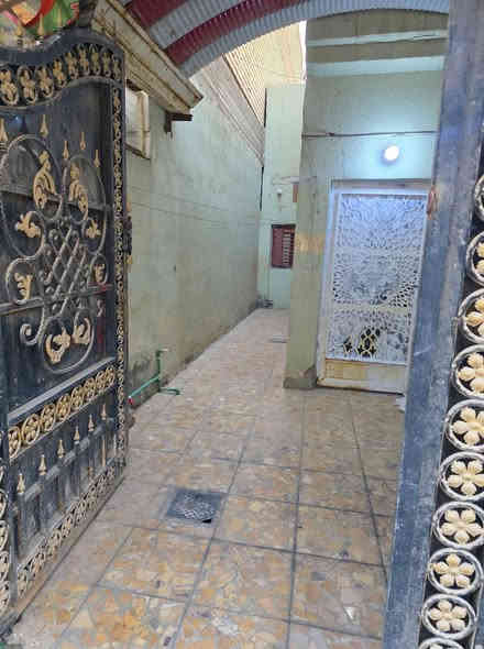 المشتمل للبيع ..طابو صرف الحي العسكري المشتل قريب ش٦٠ ..مساحه ١١٠م بل السند. المشتمل مؤجر 
عرض شارع ١٥ متر السعر المطلوب ٨٥ فقط ...***********
