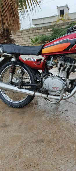 سلام عليكم موطور للبيع نضافه فول المكان القياره  ال جدعه***********
250وبي مجال
