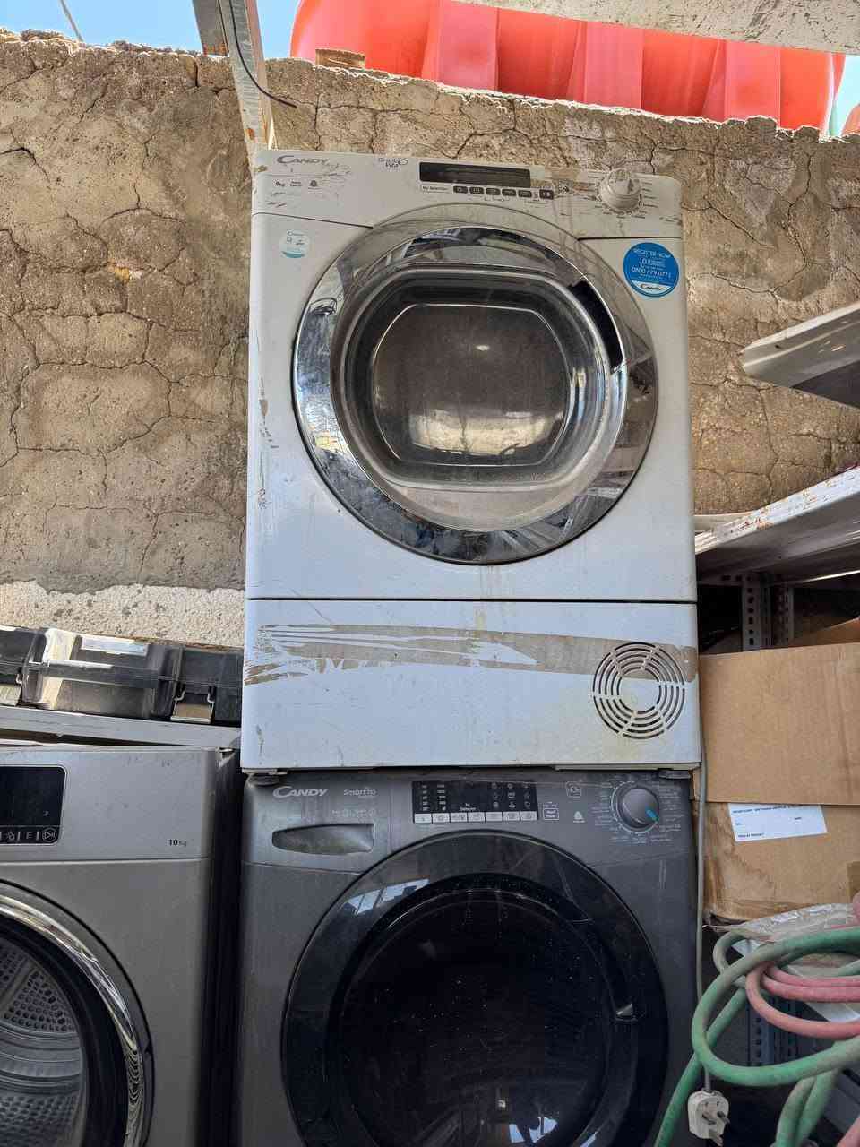 غراض مستعمله نضيفه للبيع كلمن وسعره مكان كوت شهداء شارع الاطلال للاستفسار على هذا الرقم ***********او راسلني خاص
