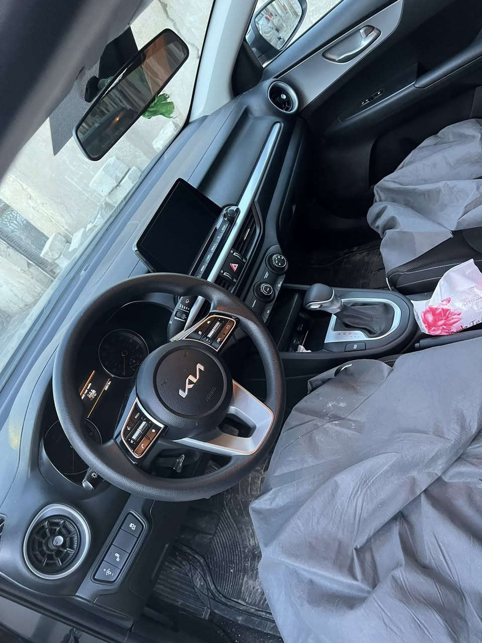 فورتي 2023جديده ماابيه كل نقص بيه ثلاث قطع وصبغ شويه بجاملغ   دخول جديد ماشيه ٢٦مكانه نجف مكينه ٢٠٠٠ سعر ١١٢وبيه مجال لاستفسار ***********
