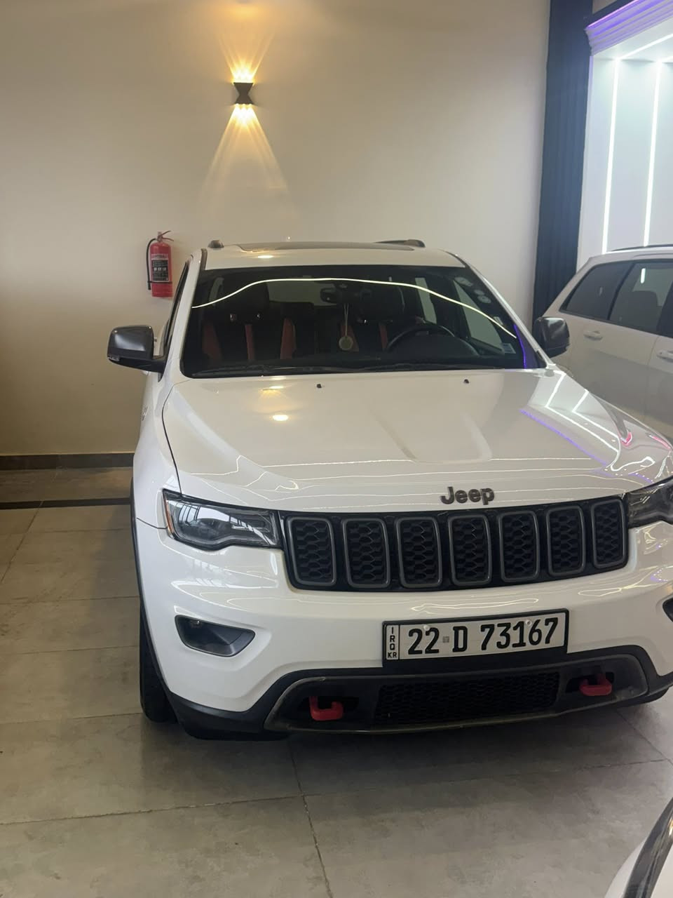 2017 داخله العراق كلين
مواصفات تريل هوك 
المكينه والاكسل والفورويل ممفتوح برغي منهم 
بسعر 262 وبيها مجال 

السياره جديده مال جناي 
طخم تايرات جديد مع عدسات زنون + باتري
داخل اسود  مميز 
دشبول جلد طبيعي 
حجم المحرك: 3600
فور ويل 4/4 ماوس 
جكات صعود ونزول حسب اختيارك 
دبل سلايت 
بانوراما 
تشغيل عن بعد 
شفتات ستيرن 
جنطه كهربائي شفط 
دبل كزوز خلفي 
حساسات خلفية 
بصمه تشغيل 
بصمه ابواب
سستم صوت @
دمامي خلفي بلصندوك
قطعتين تبريد ثلج 
كشن خزن ميموري 3 وضعيات
 مقاعد جلد اصليه اسود 
كهرباء (تدفئة+تبريد) 
 كشن خلفية تدفئه
تدفئه بالستيرن 
تحكم بلشاشه 
مري  شفط 
مري قلاب ويه ال R
 كامرة خلفية دوارة اصلية
 استيرن كهرباء +  تدفئة
 فول تحكم استيرن (جهتين امامي + جهتين خلفي) 
 ناقل حركة ٨ نمر
 نظام سبورت s
 نضام اقتصادي
 مري _جانبي_تدفئة مرايا_جانبية_حساسة_للضباب_تعمل_
تلقائياً + اشارة بالمري 
 لايت عدسة زينون يصعد وينزل ويه الستيرن 
كشافات زنون 
  باتري جديد صدر جديد تخم تاير
كلوب طوارى بلجنطه
كتلوكات الشركه 
 ولا كلوب مشتغل بلدشبول حته السيرفس طافي


**إذا كنت صاحب هذا الإعلان وتريد حذفه لأي سبب، رجاءا أرسل رسالة إلى الدعم الفني**