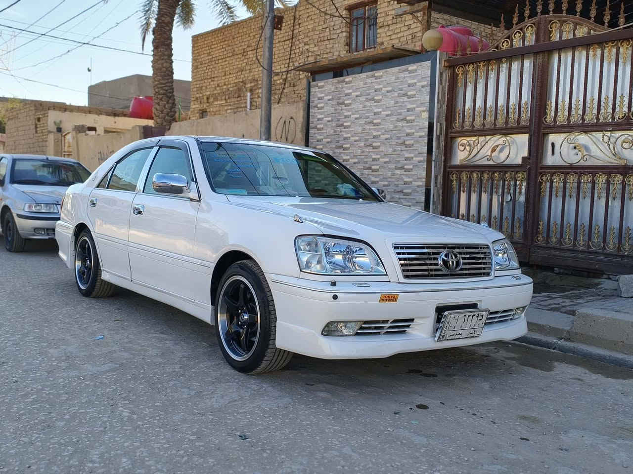 السلام عليكم
ملكه 2002
كصه قماره 
غرفه جلد اربع دكم اصل 
شاصي 75 مكينه vvit. 9
ستيرن كهربائي ارايل امامي خلفي 
حداديه امامي خلفي تخم تاير 
تحويرت نجف ***********
