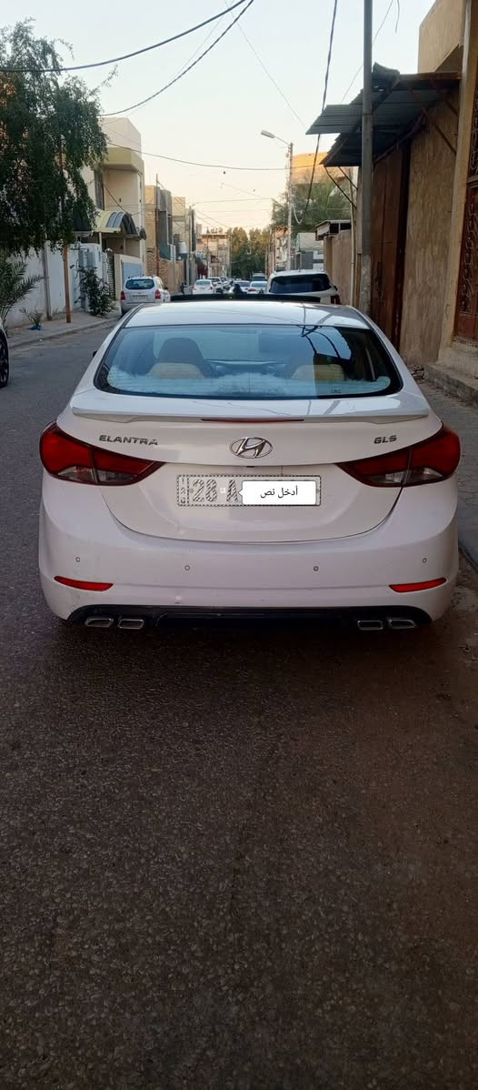 النترا GLS  2015 وارد خليجي فول سويج محرك 1800 رقم وهزه وسنويه جدد بأسمي 
بيه صبغ الجاملغ الخلفي للكنر فقط 
محرك گير تبريد حداديه مكفولات 
سياره جاهزة من كلشي السعر 115 وبيه مجال قليل كلش للاستفسار *********** مكان السيارة النجف بيع او مراوس حسب القناعة
