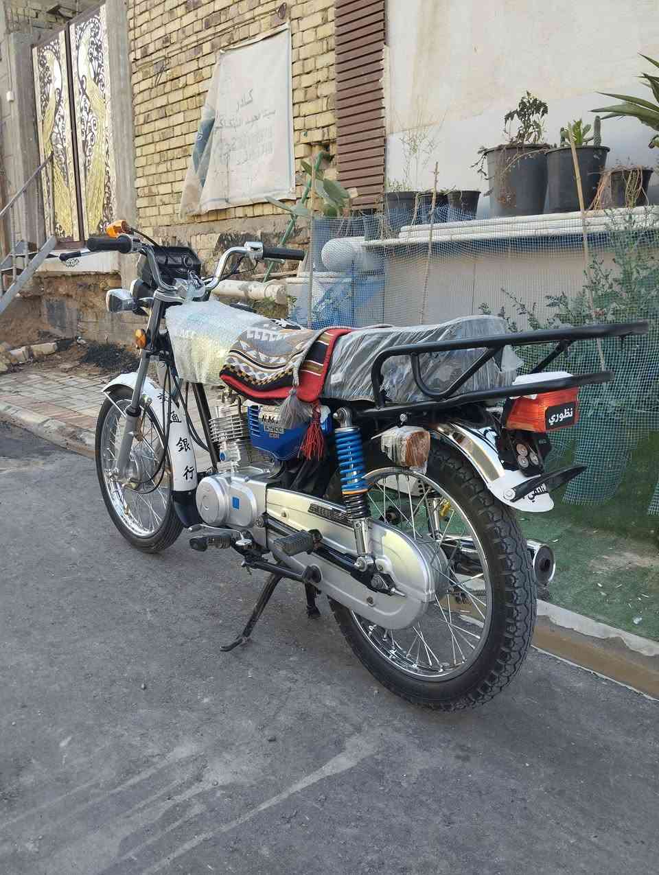 للبيع نامه اصلي تعمير كله 24  شاصي 19 اوراق اصولي دراجه تخبل مابيها نقص برغي مكاني ديوانية مركز السعر خاص او تصال ***********
