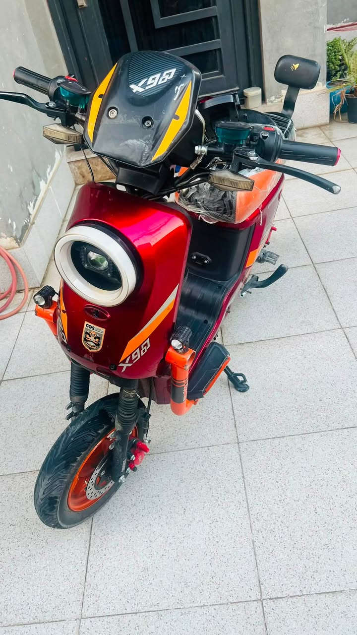 دراجة X900 للبيع
5 بطاريات بطارياتها جديدة
ملف 2000
سويج واحد
كاملة مابيها اي نقص
سبب البيع ابني وكع بيها ومااريد ابقيها اخاف عليه
السعر 450
الجديدة سعرها 750
للاتصال ***********
العنوان الصويرة حي القدس مقابل كلية التربية المفتوحة

