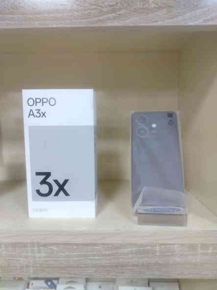 سلام عليكم عندي تلفوات كله جديد وكلمن وسعره لي ريد ينتصل عليه أو خاص موجود ***********
