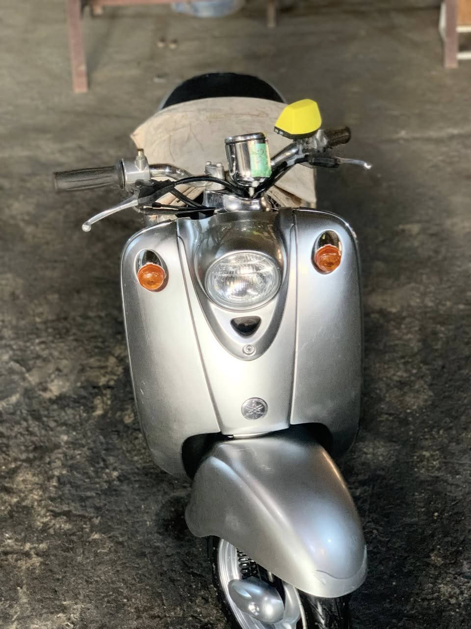 سلام عليكم دراجه عبد الحلم ٢٠٠٣ دراجه جديده صارلها شهرين طالعه من رمبه  دراجه جديده استفسار ***********
