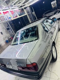 بي ام ٧٣٥ • ١٩٩٢ • V6 وارد يابان