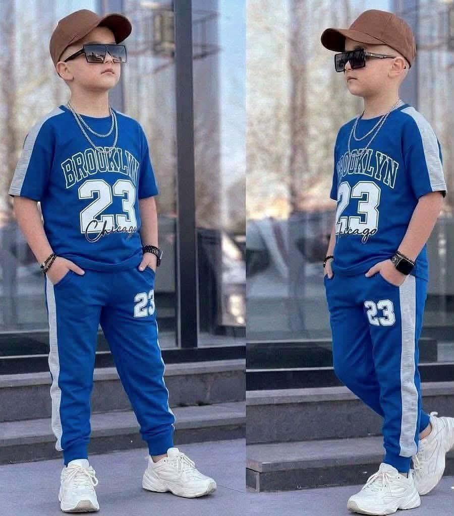 #ازياءالسيد
عــروض العيد نار 🔥 
والأسعار بلاش 
تراك ولادي قياسات من عمر ٥ سنوات إلى ١٢ سنه 
سعر القطعه ٦ الالف 
الخامه صيفيه روعه 0️⃣ 0️⃣ 0️⃣ 6️⃣ سعر القطعه 🌚❤️
العنوان مجمع حطين داخل السوك قرب صيدليه فلاح


**إذا كنت صاحب هذا الإعلان وتريد حذفه لأي سبب، رجاءا أرسل رسالة إلى الدعم الفني**