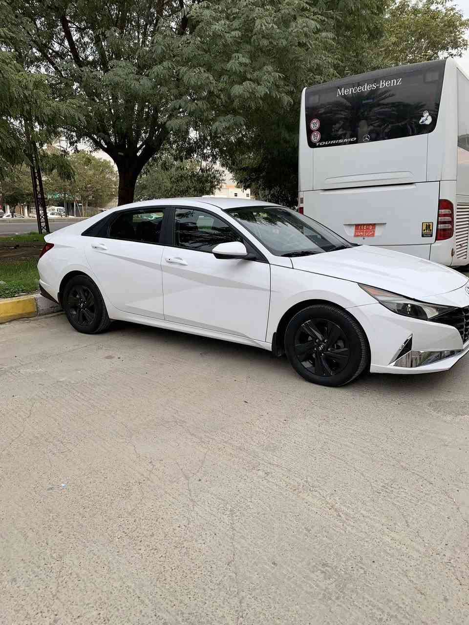 النترا 2023 SEL
الايرباك والشاصي سليم بدون اي ضرر او رصعه
ضرر الجاملغ والبنيد فقط 
ماشية 39mi
بصمة
 تشغيل عن بعد 
رادار 360 
ستيرن تدفئة 
كشنات تدفئة 
السعر 160💲مجال بسيط 
***********
بغداد - اليرموك
