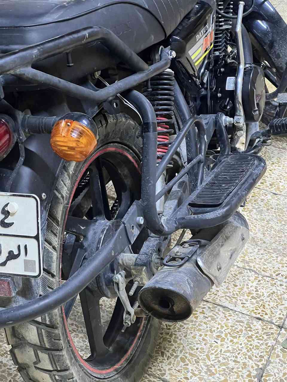 دايوان للبيع
السعر ما يحتاج اكلك مليونين ومية وانزل عل مليونين قفل مليونين من الاخير 
نقوصات قمجة كيج سرعة 
باتري وقبغ باتري 

محرك شرط والباقي تجي تفحص وتشوف اذا عجبك اشتري شرط التحويل 

التواصل واتساب ***********
