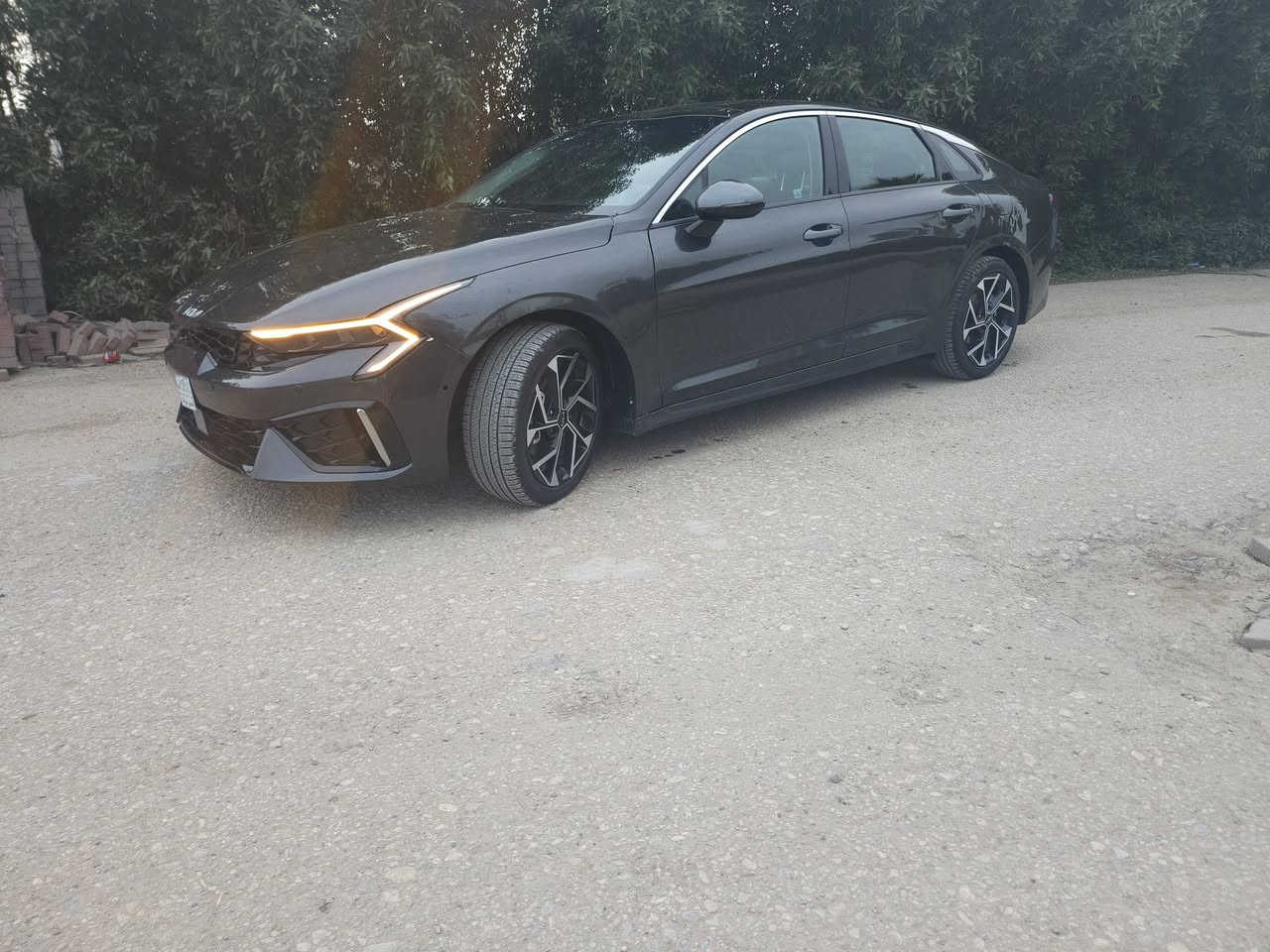 السلام عليكم
كي فايف 2025 EX 
اعلى مواصات بالكي فايف موجوده
كامره بالاشاره
كشنات تدفئه تبريد
هيتر دركه
تنته فتحتين
كشنات جلد
وبعد هواي مواصفات
تبديل بنيد فقط 
مرقم شهداء باقي لوحات فقط
موجوده بالديوانيه 
للاستفسار *********** ميثم 📞
