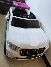 للبيع سياره شحن اطفال استعمال قليل تحكم ذاتي سعر 100وببها مجال 0780160...