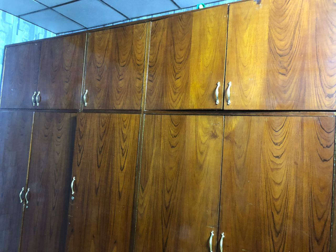 بيع مستعجل نضيف  السعر ٣٥٠ الف، الاستفسار على الرقم 
***********
