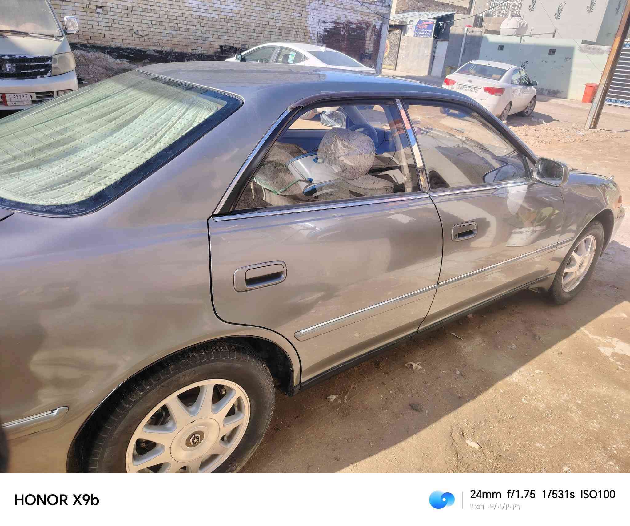 مارك 1996 سيارة جاهزة مكينة ونجي و گير قبل شهرين مبدلة حاوية. تبريد دواخل جديدة كهربائيات كلها شغالة تبريد شغال  . باتري جديد. سنتر لوك  السيارة مصبوغة جمالية. بيها ضربة بالجاملغ الخلفي بدون گص مكفولة من الگص. رقم ديالى انلكيزي هزة جديدة بأسمي سنوية ل30. السعر 68 وبيها مجال. . المكان النجف الحيدرية. خان النص. رقم الهاتف ***********
