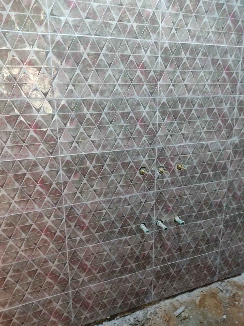 خلفه سيراميك مصرى متفرغ حاليا لكل انواع السيراميك والبورسلين والكاشى والمرمر والبايات والألوااح .
شغل ليزر درجة اولى وتسليم مهندس .
 الرقم بيه واتساب .

بغداااد فقط .***********
