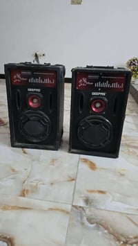 زوج سماعات • شغاله