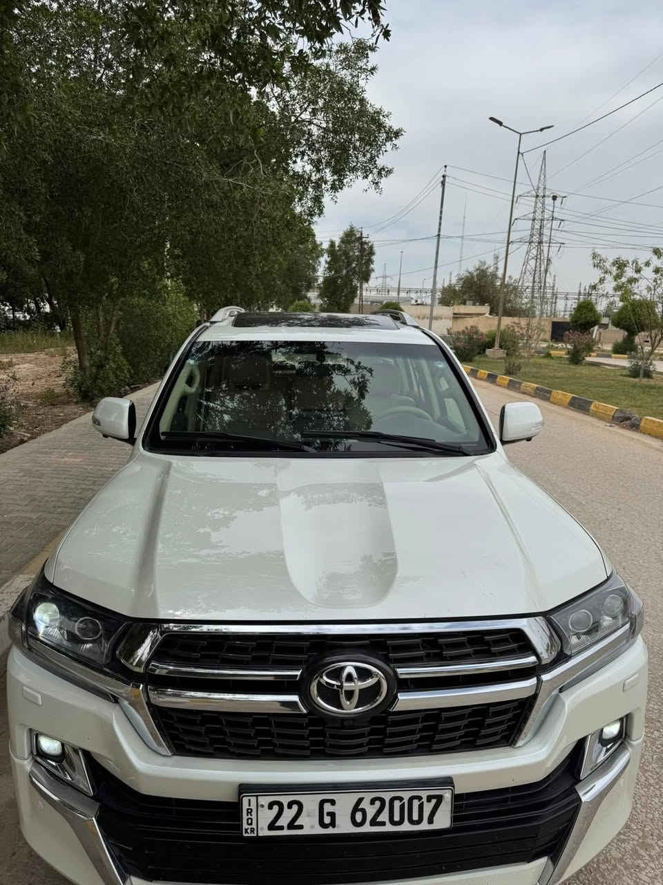 بسم الله الرحمن الرحيم

السلام عليكم السعر 350 ورقه بيع مستعجل ماشيه 80 فقط

   لاند كروز  2021 شرط كفاله عام كير مكينه بيها بس 3 قطعه صبغ بدون داخل اثر شخص جاملغ وباب وجنطه عكس السايق 

رقم اسمي تحويل مباشر بلشرط

     (((ملاحظه))) ٠ 

(اعتذر عن بيع الأقساط او المده والمراوس )

  (رجاءآ وكلشي موضحلك  )

رقم صاحب السياره

***********
