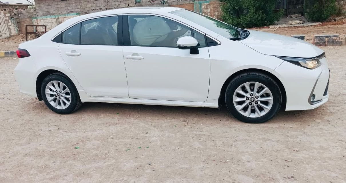 تويوتا كورولا GLI فول بنزين
شركة جيهان – وكيل تويوتا العراق
الموديل: 2022
المسافة المقطوعة: 27,278 كم
المواصفات:
أنظمة قيادة: Sport / Normal / Eco Auto
فتحة سقف
مرايا كهرباء مع إشارات
شاشة عدادات ديجيتال
تبريد قطعتين مع شاشة مناخ منفصلة
شاحن لاسلكي + منافذ شحن إضافية
شاشة CarPlay
حساسات مع كاميرا خلفية
السيارة بحالة الوكالة، جديدة عملياً، وما زالت تحت ضمان الشركة.
الموقع: بغداد / الكماليه
الرقم: أربيل
البيع: تحويل فقط

للاستفسار:***********
