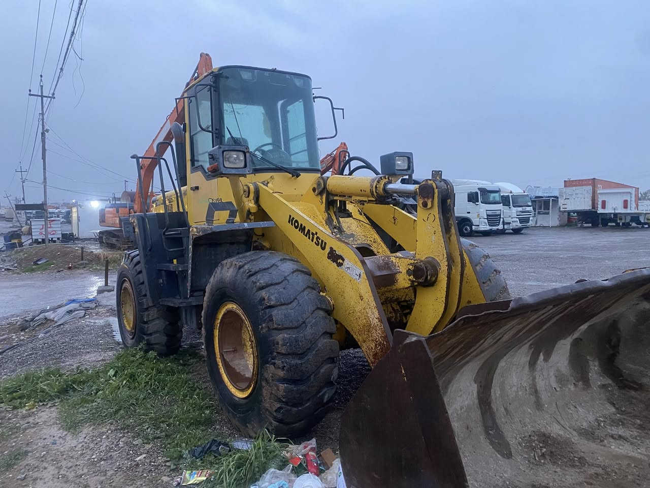 شوفر
للبيع شوفر كوماتسوو 
موديل ١٩٩٧
منفيست. كاتي 
حجم ٣٢٠
گير مكينة. بشرت 
مكان اسكي كلك. خبات. 
واتصاب ***********
***********
