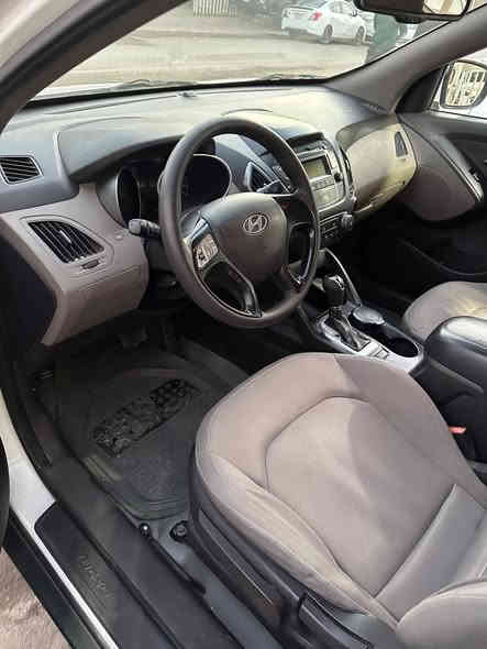 يا الله
سلام عليكم
توسان مديل 2015 سنويه ل2026 ب اسمي رقم نجف سياره جاهزه من كلشي كير مكينه حداديه خير من الله وبل عافيه الي تكون من نصيبه الف ما تذب عليها  سياره مكفوله كفاله عامه عدا بارد بسيط جدا. 
مواصفات. معروفه ويل كروم تبريد خلفي مكينه 2000 وسياره ماشيه 165 حقيقي تدك جرس بل 120 
ارقام.***********
