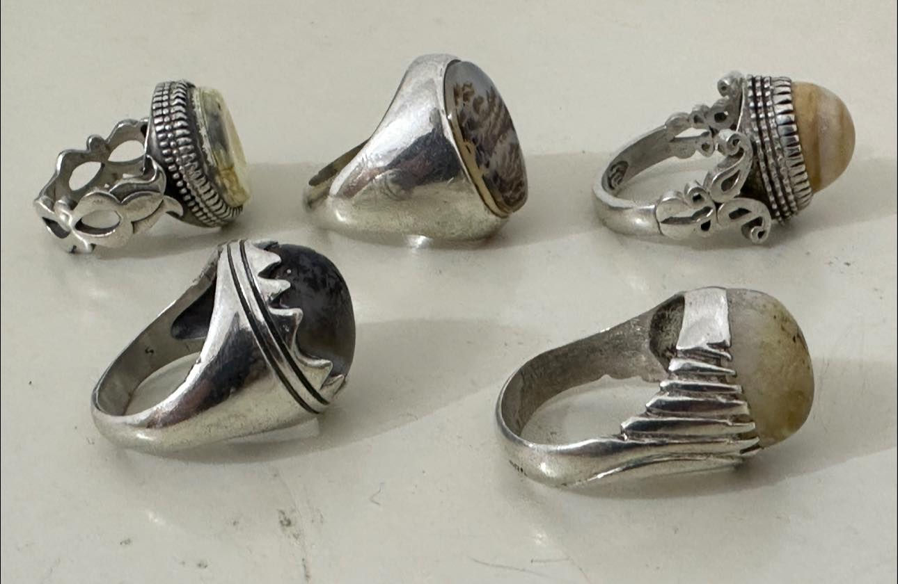 للبيع شلع ب200 الف قفل


**إذا كنت صاحب هذا الإعلان وتريد حذفه لأي سبب، رجاءا أرسل رسالة إلى الدعم الفني**